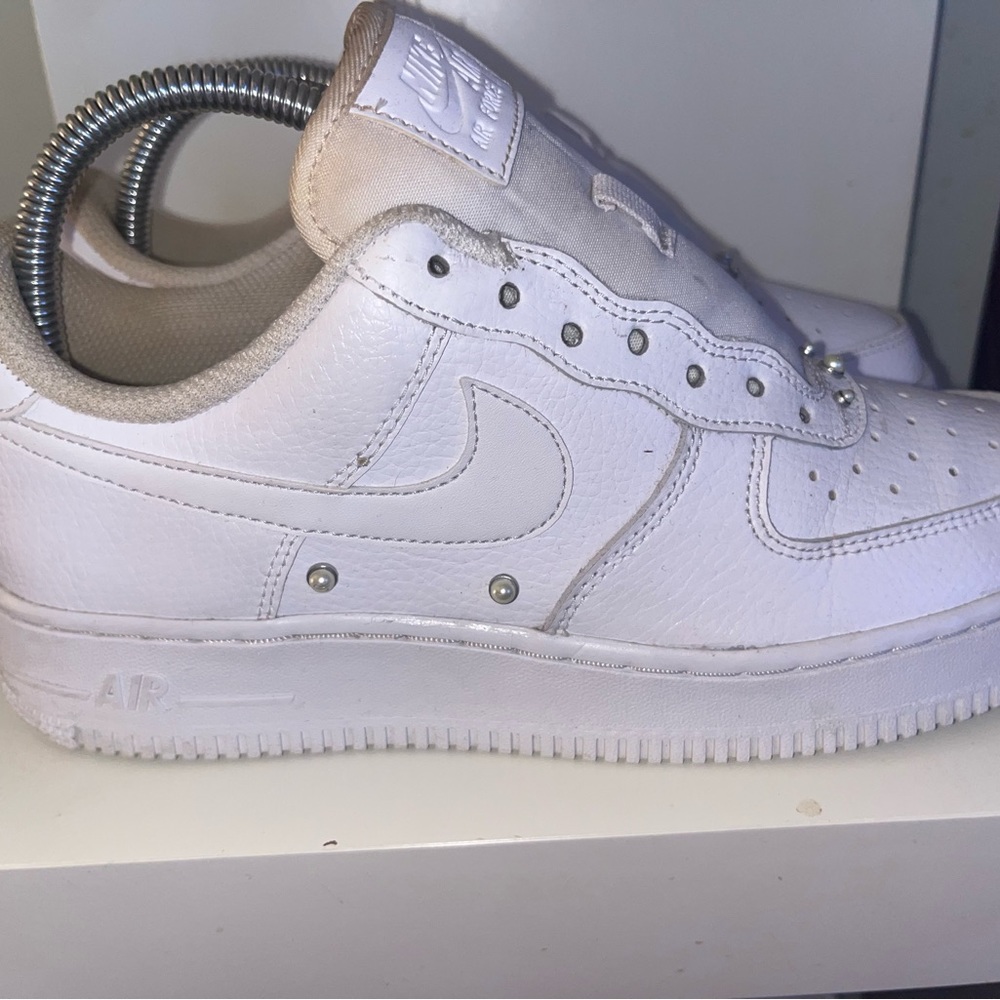 Nike Air Force 1 Pearl Edition